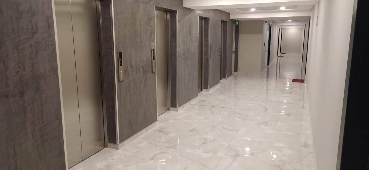 18Th & 16H Floor Secure Luxury Condos With Pool & Fitness Included In Price Skopje Zewnętrze zdjęcie
