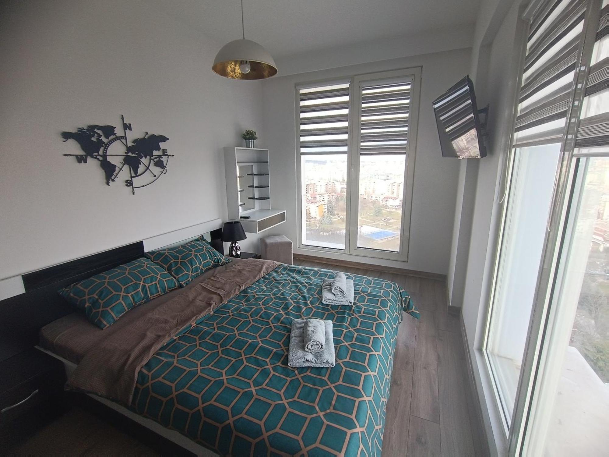 18Th & 16H Floor Secure Luxury Condos With Pool & Fitness Included In Price Skopje Zewnętrze zdjęcie