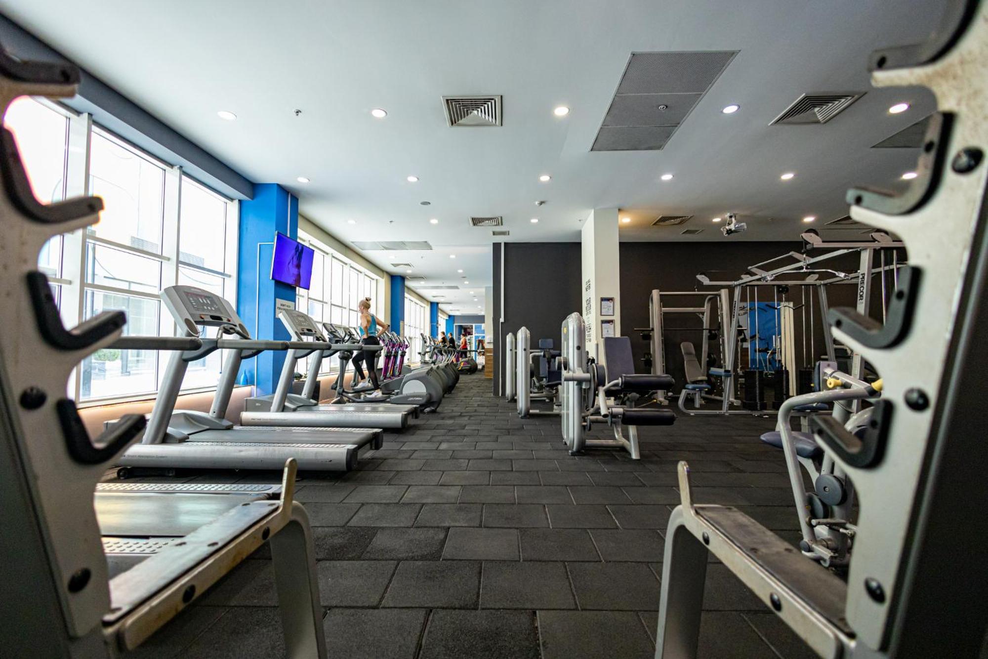 18Th & 16H Floor Secure Luxury Condos With Pool & Fitness Included In Price Skopje Zewnętrze zdjęcie