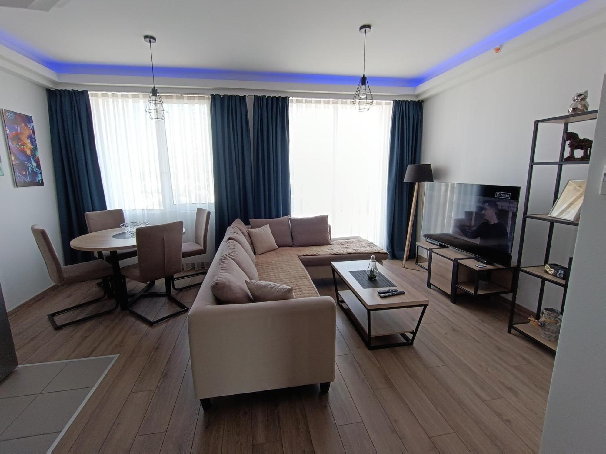18Th & 16H Floor Secure Luxury Condos With Pool & Fitness Included In Price Skopje Zewnętrze zdjęcie