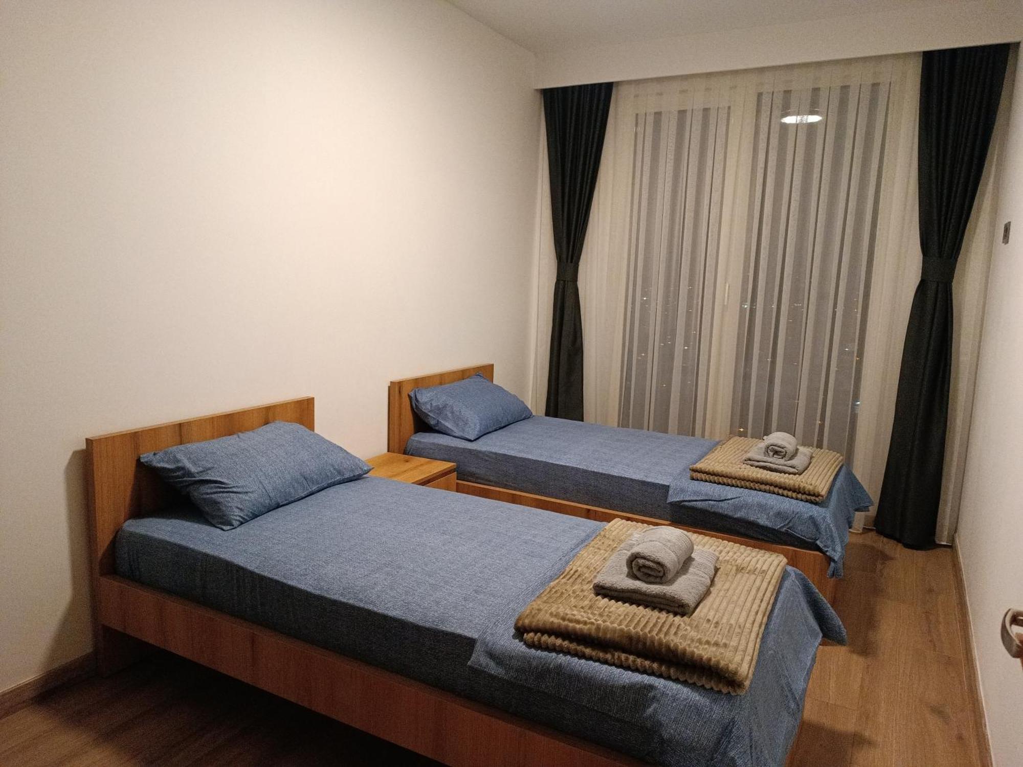 18Th & 16H Floor Secure Luxury Condos With Pool & Fitness Included In Price Skopje Zewnętrze zdjęcie