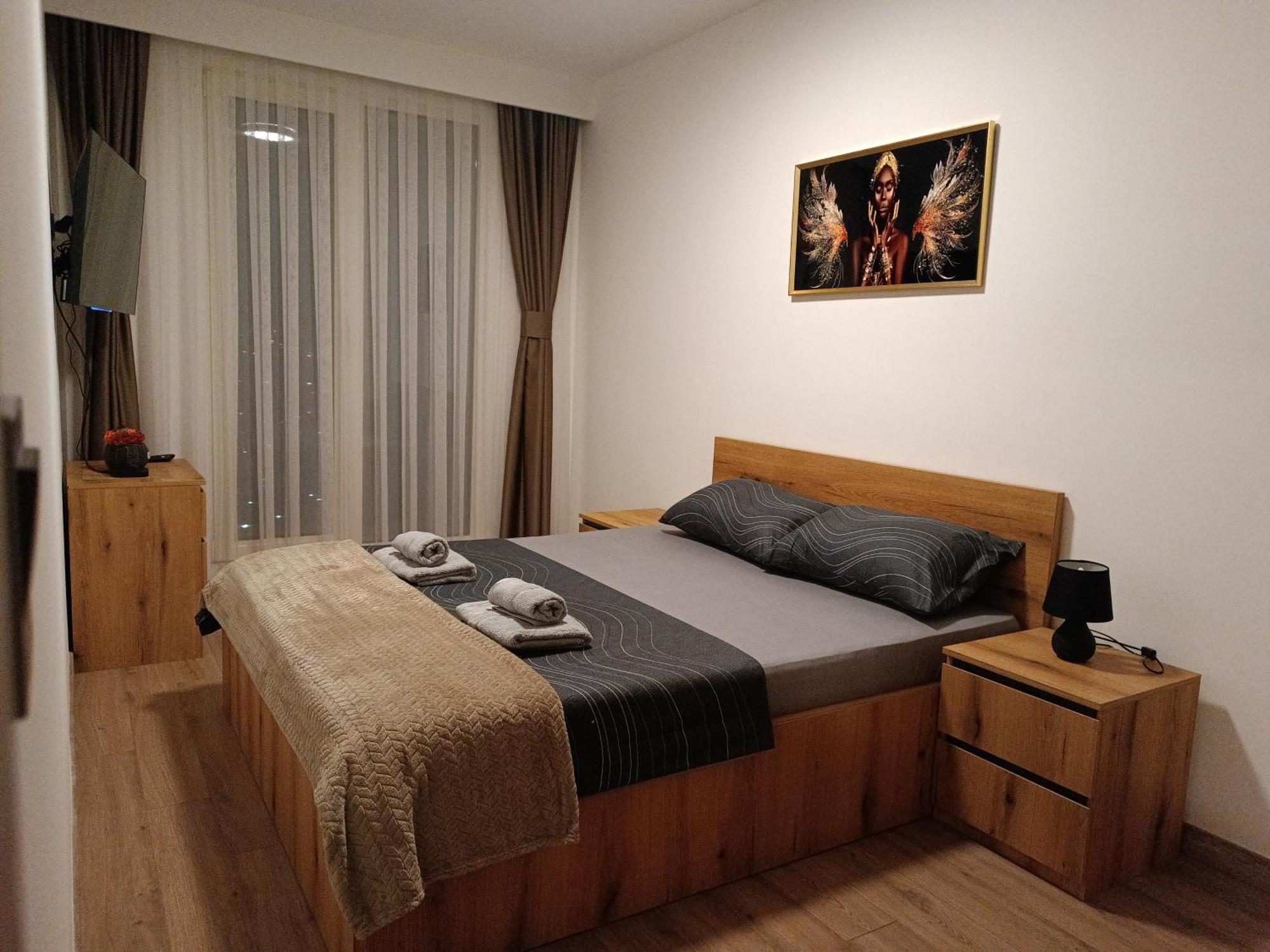 18Th & 16H Floor Secure Luxury Condos With Pool & Fitness Included In Price Skopje Zewnętrze zdjęcie